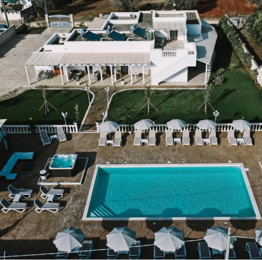 La Palazzina Bed & Breakfast Порто-Чезарео Экстерьер фото