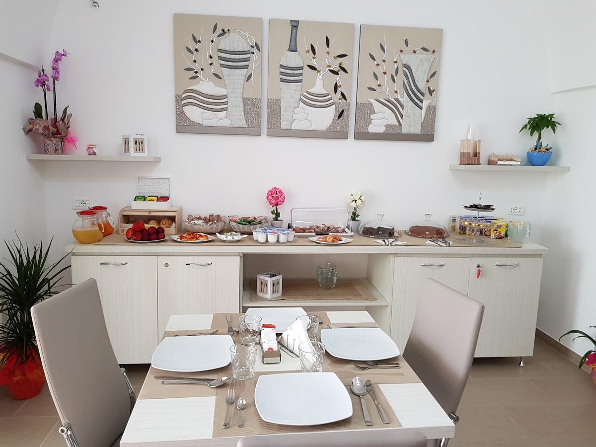 La Palazzina Bed & Breakfast Порто-Чезарео Экстерьер фото