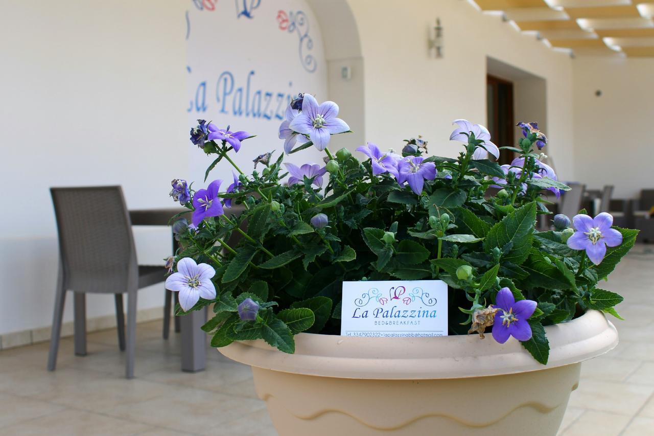 La Palazzina Bed & Breakfast Порто-Чезарео Экстерьер фото