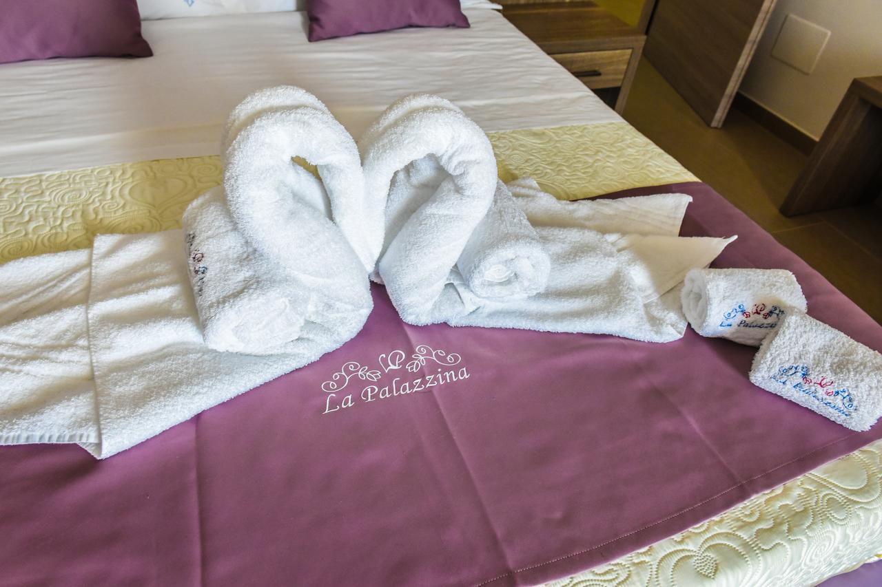 La Palazzina Bed & Breakfast Порто-Чезарео Экстерьер фото