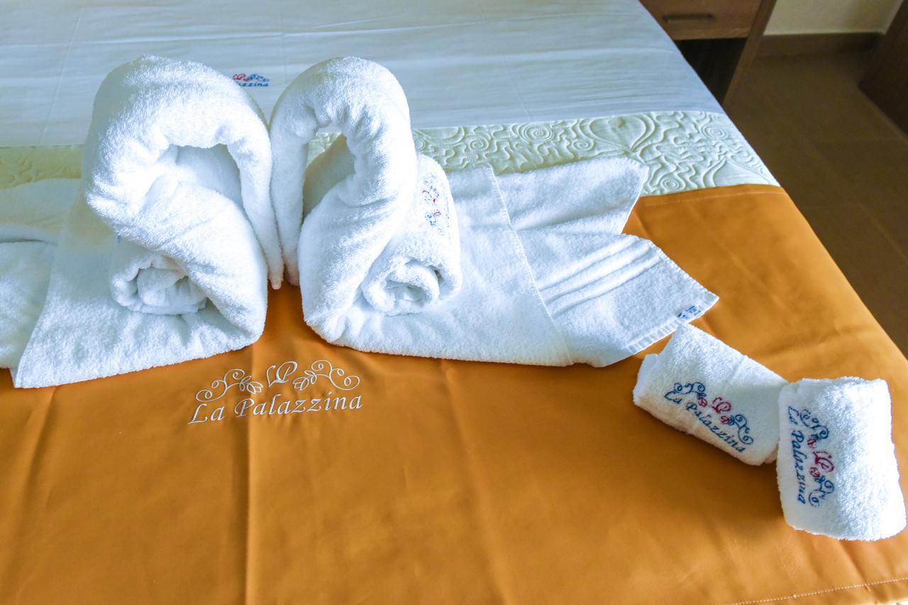 La Palazzina Bed & Breakfast Порто-Чезарео Экстерьер фото